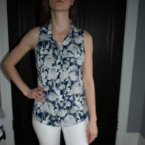 BR sleeveless collared top